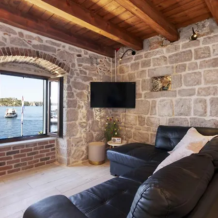 Sun 1 Apartman Sibenik